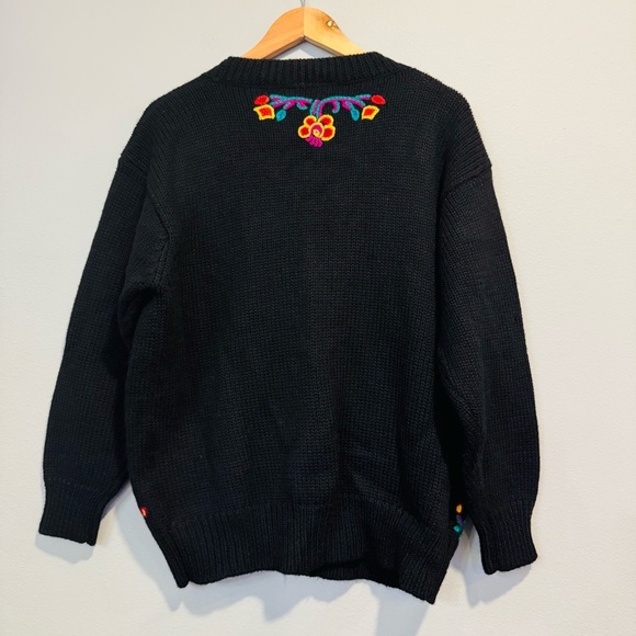 Vintage Monsoon Floral Embroidered Cardigan Sweater 100% Wool 10/12 USA - Picture 2 of 4